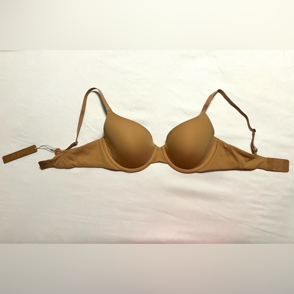 SKIMS Smooth Nude Bra